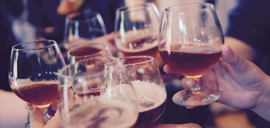 Euro 2016: la Top 5 dei drink da bere davanti alla TV Euro 2016: la Top 5 dei drink da bere davanti alla TV
