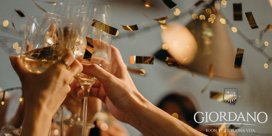 Come sopravvivere al Cenone di Capodanno (e brindare felici) Come sopravvivere al Cenone di Capodanno (e brindare felici)