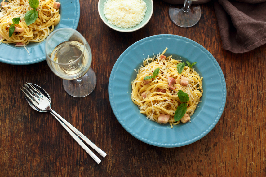 carbonara abbinata a vino bianco