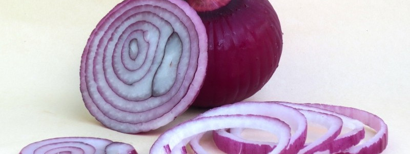 Insalata cipolla di Tropea, patate e cannellini