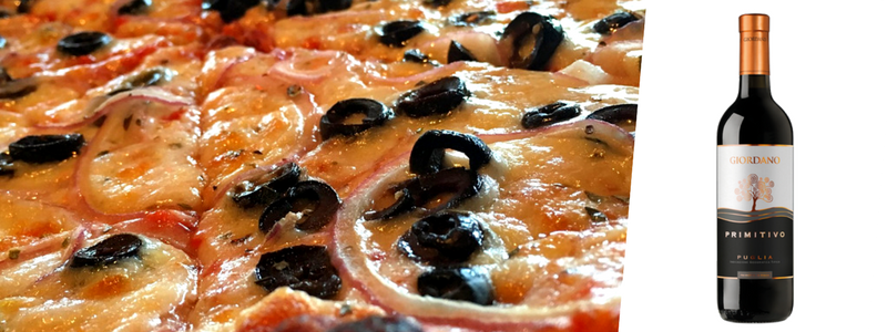 Pizza pugliese e Primitivo Puglia: matrimonio in casa!