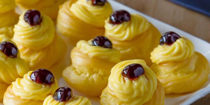 Zeppole di San Giuseppe al forno